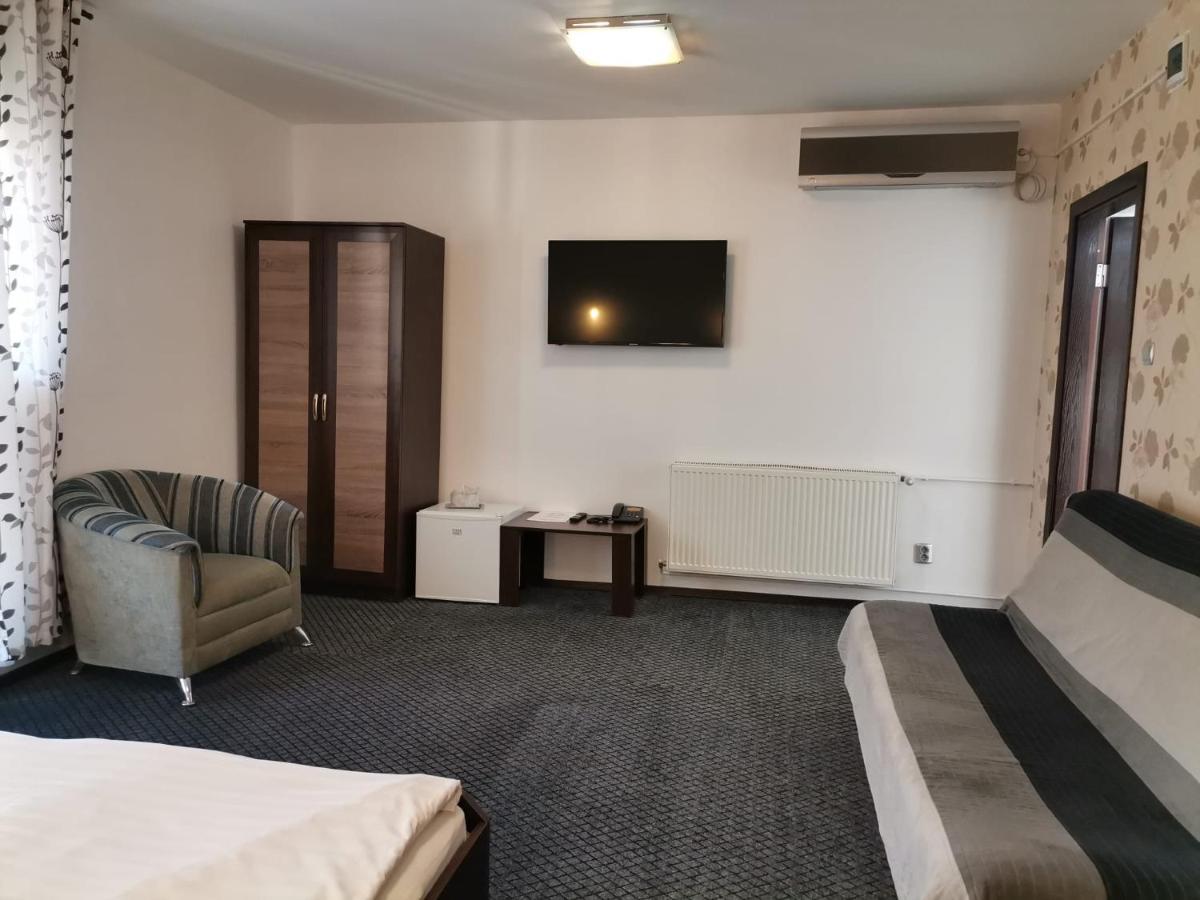 Motel Davios Târgu Jiu Εξωτερικό φωτογραφία