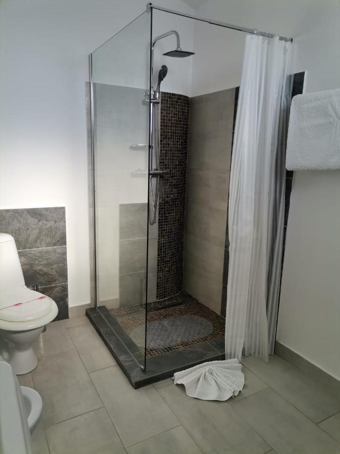 Motel Davios Târgu Jiu Εξωτερικό φωτογραφία