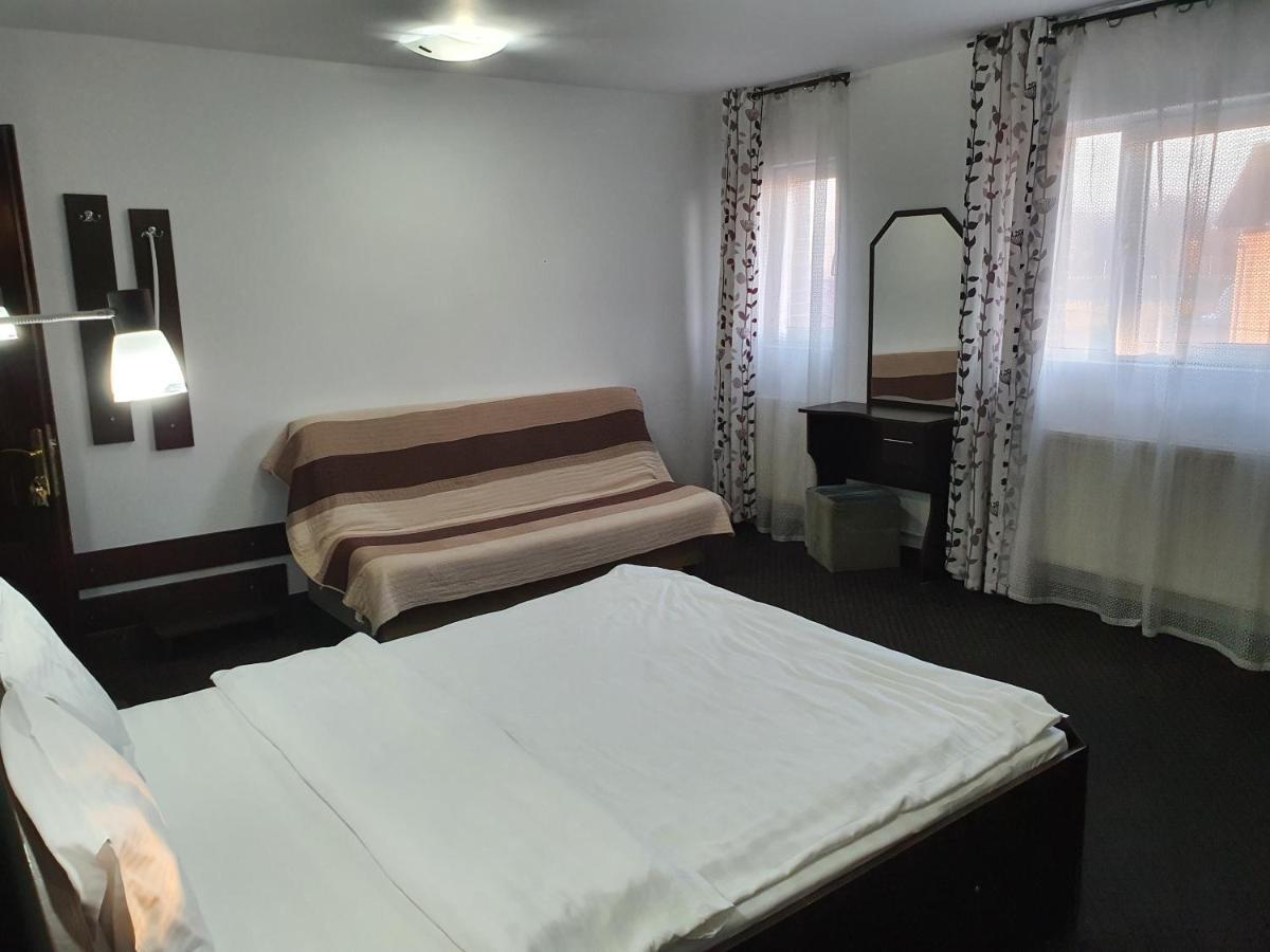 Motel Davios Târgu Jiu Εξωτερικό φωτογραφία