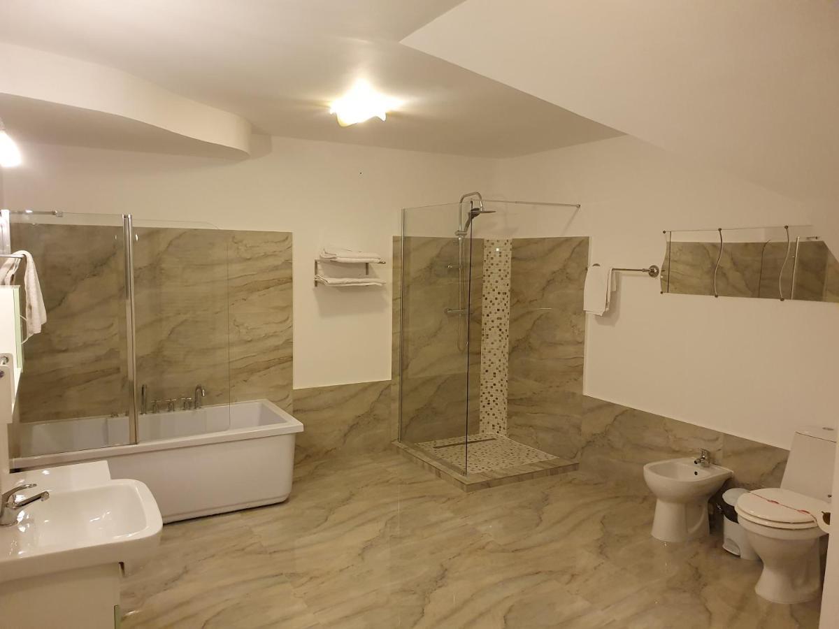 Motel Davios Târgu Jiu Εξωτερικό φωτογραφία