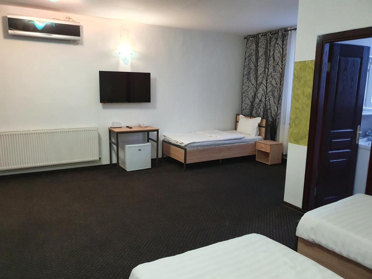 Motel Davios Târgu Jiu Εξωτερικό φωτογραφία