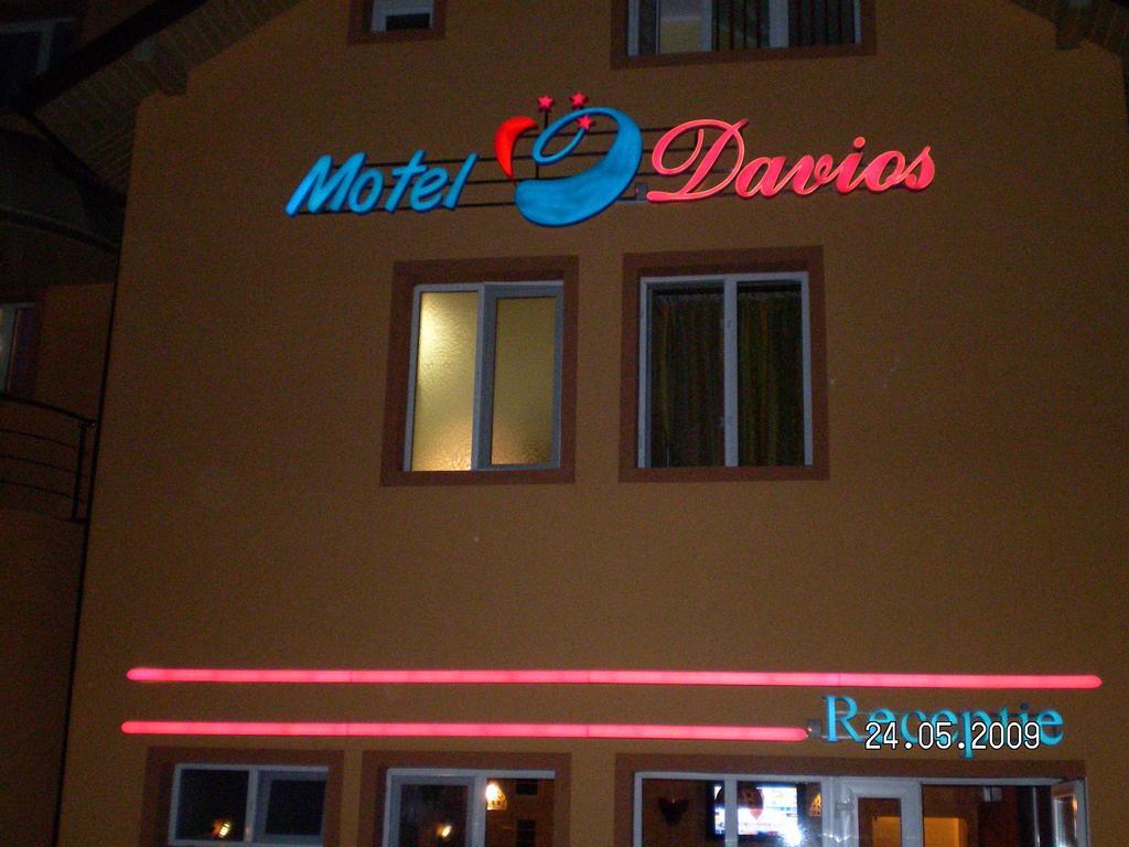 Motel Davios Târgu Jiu Εξωτερικό φωτογραφία