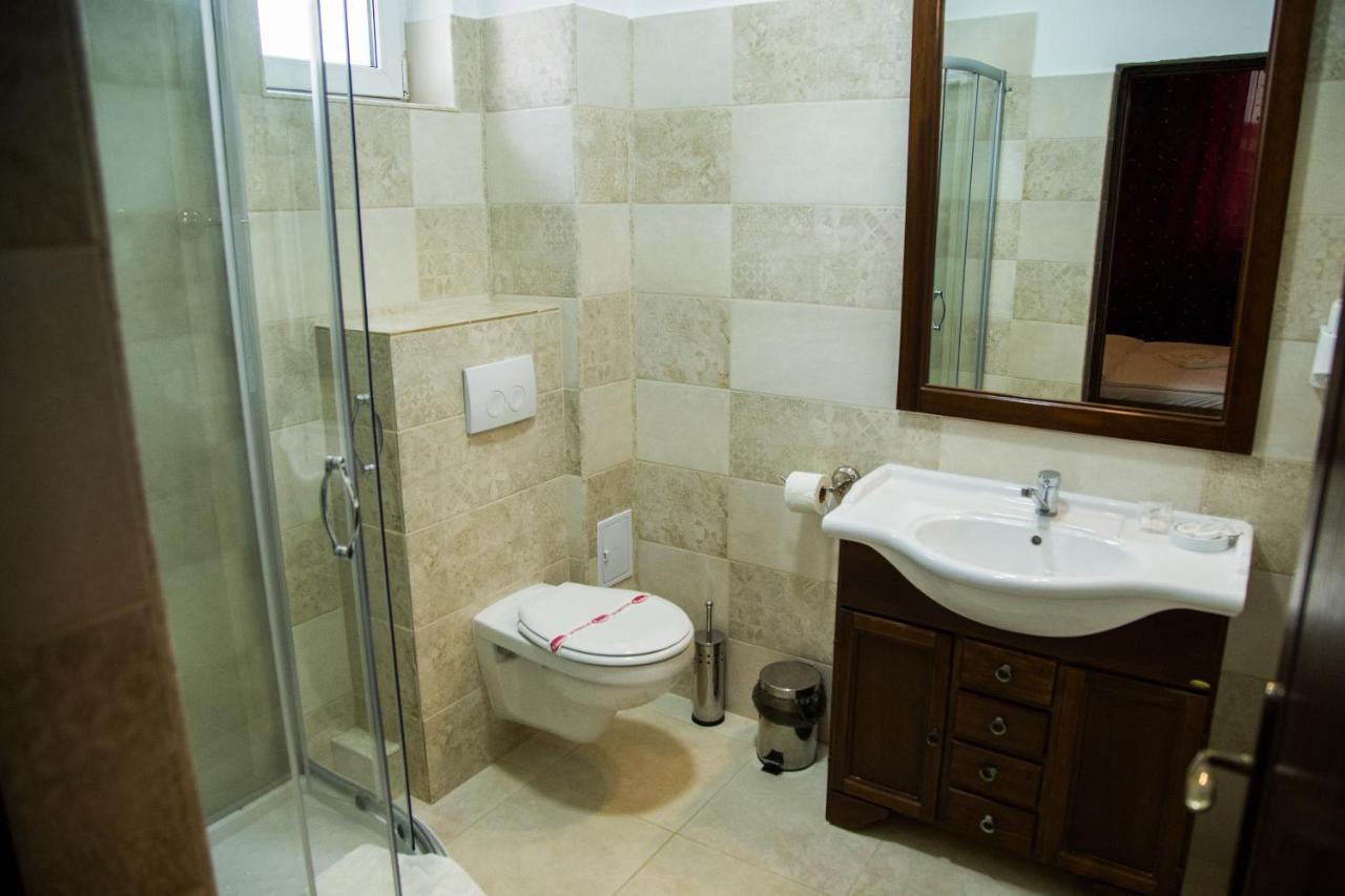 Motel Davios Târgu Jiu Εξωτερικό φωτογραφία